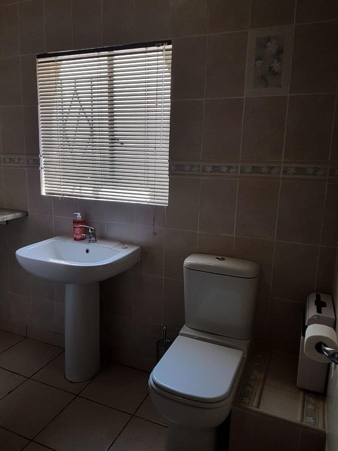 Gluckman Drive Guesthouse Welkom Extérieur photo