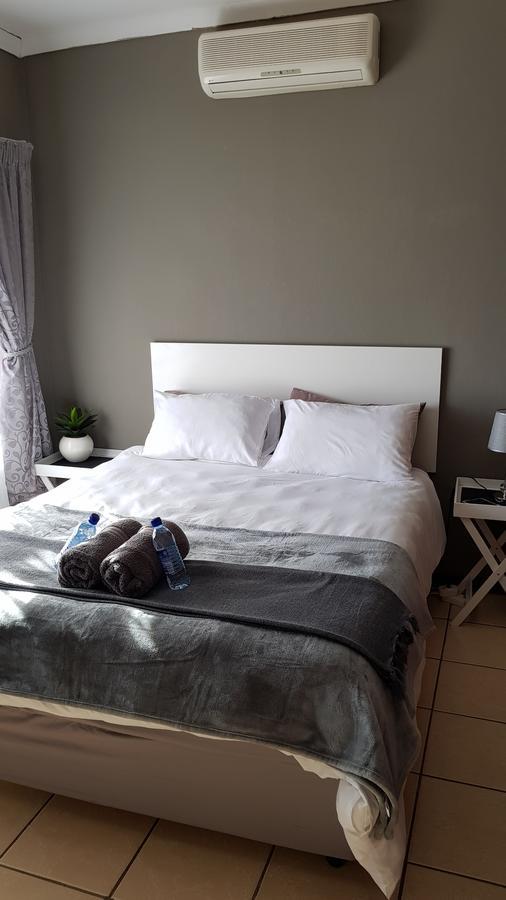 Gluckman Drive Guesthouse Welkom Extérieur photo